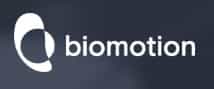 Weißes Biomotion-Logo mit zwei sich überlappenden ovalen Formen auf dunklem Hintergrund, daneben das Wort Biomotion in weißen Kleinbuchstaben.