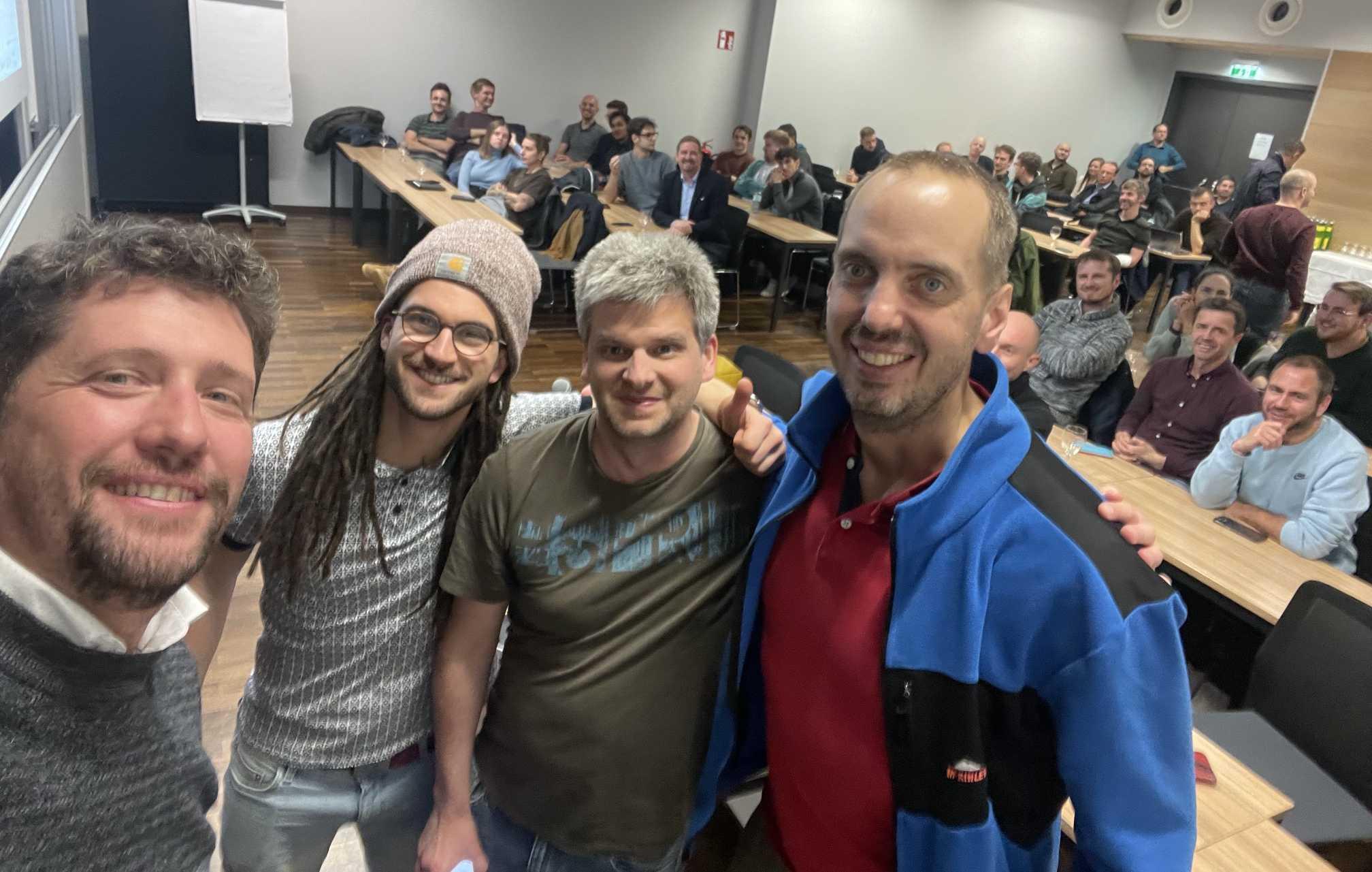 Gruppenbild beim Vienna Deep Learning Meeup